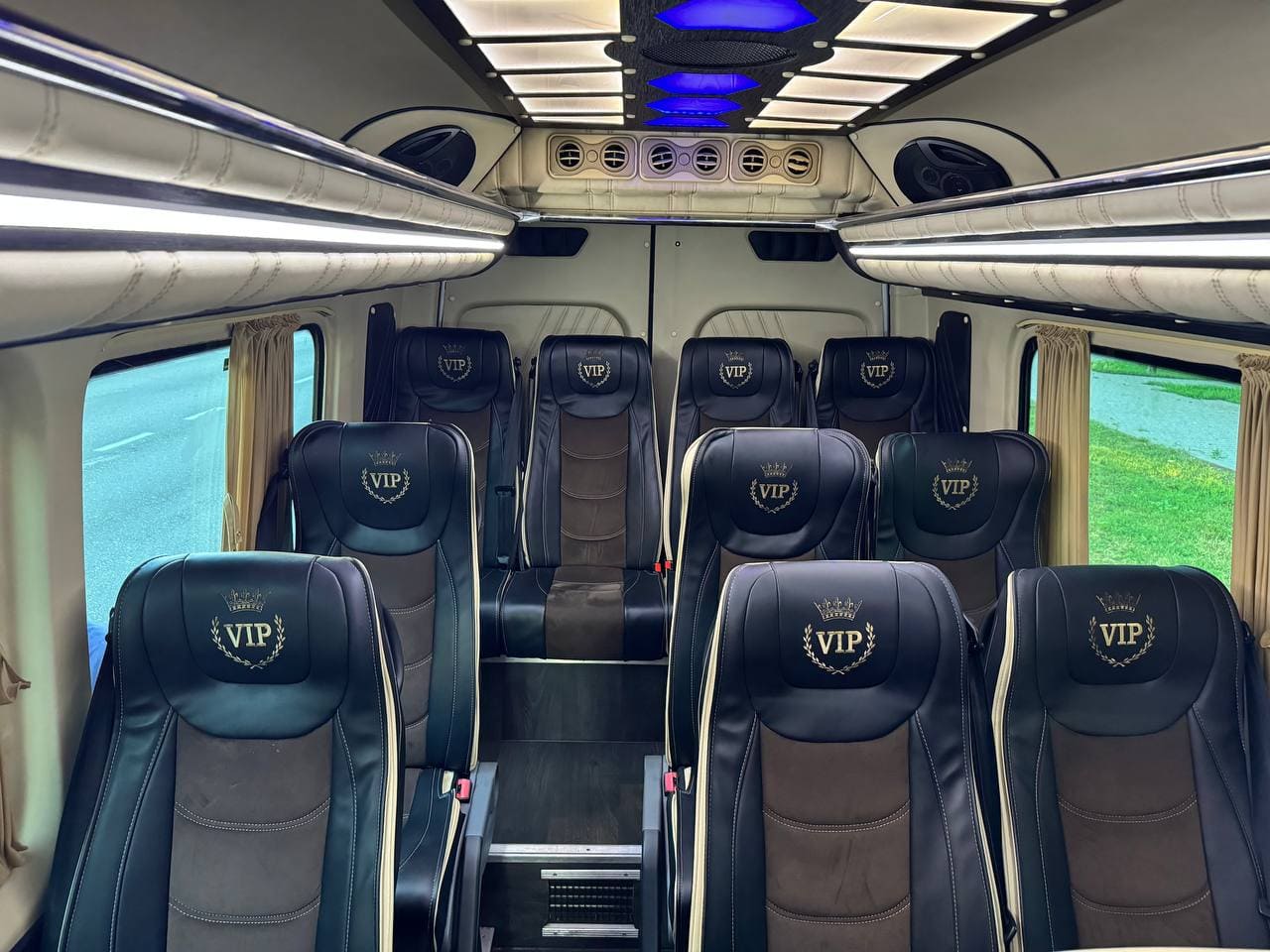 Mercedes Sprinter на 20 місць